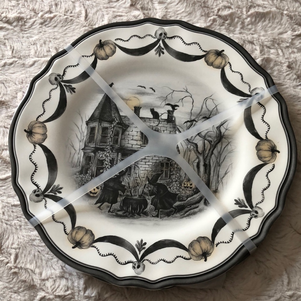Witchhouse Halloween Decorative Melamine Dinner Plates